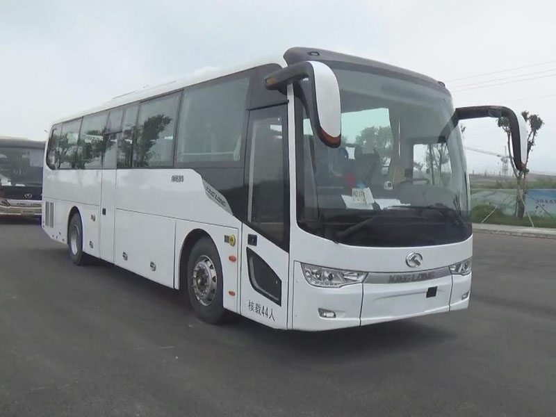 第8批次XMQ6110ACD5D客車