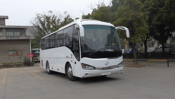 第8批次KLQ6909KAE52D客車