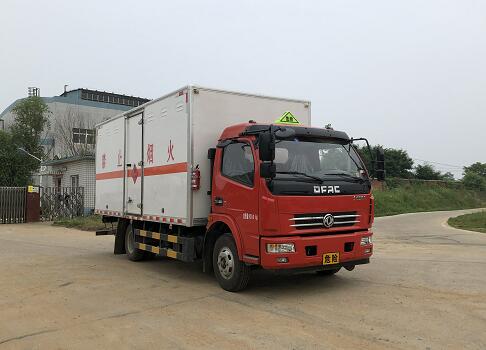 第10批次EQ5080XRQ8BDCACWXP易燃?xì)怏w廂式運(yùn)輸車