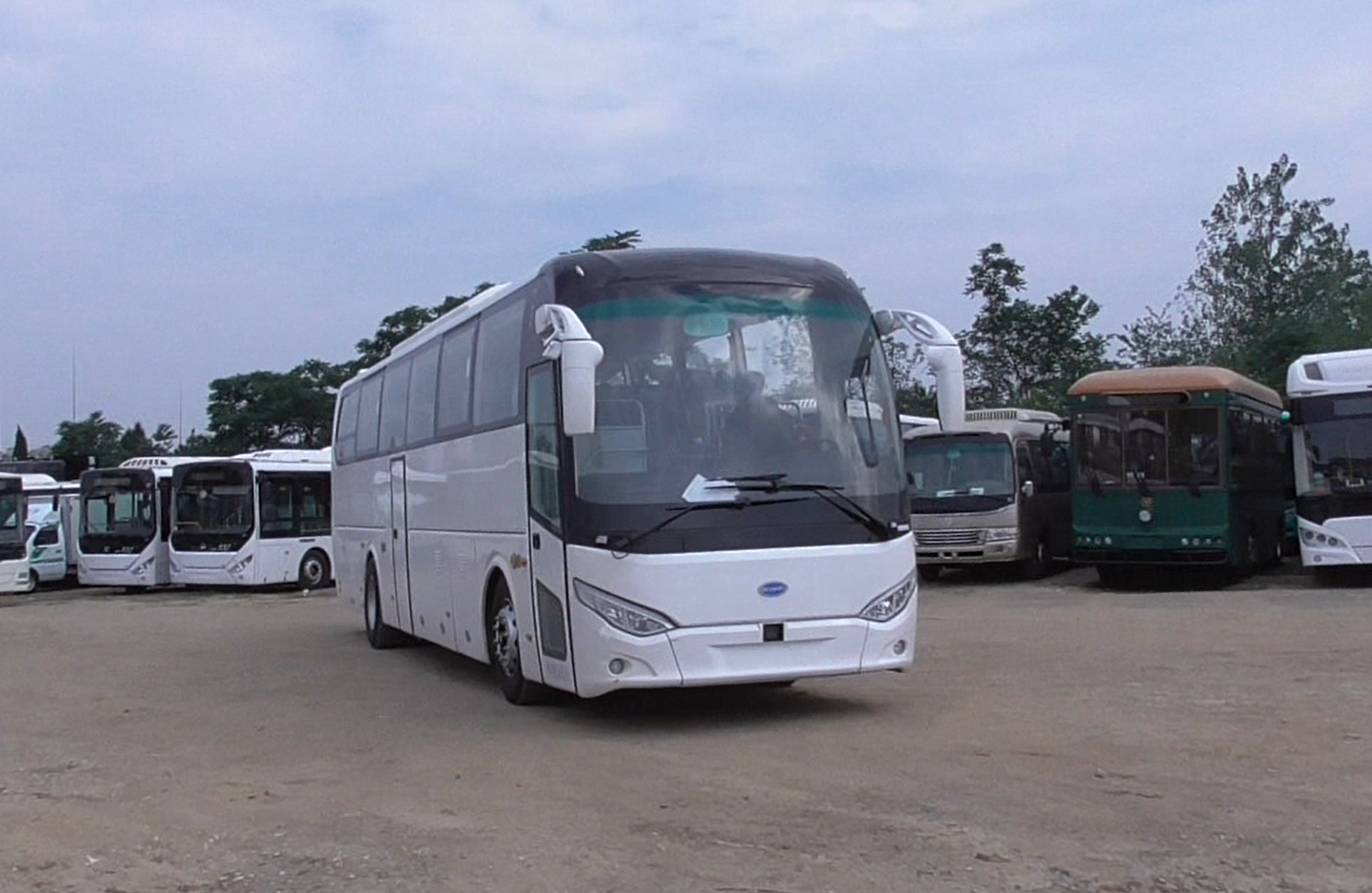 第11批次NJL6127EV1純電動客車