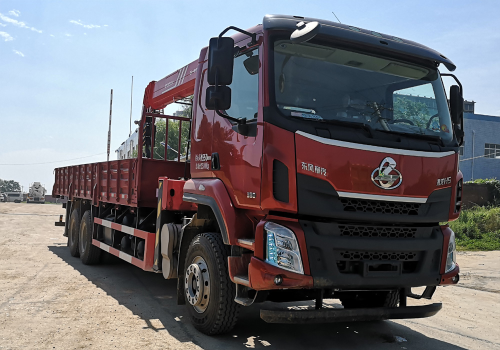 第11批次LZ5255JSQH5DC1隨車起重運(yùn)輸車