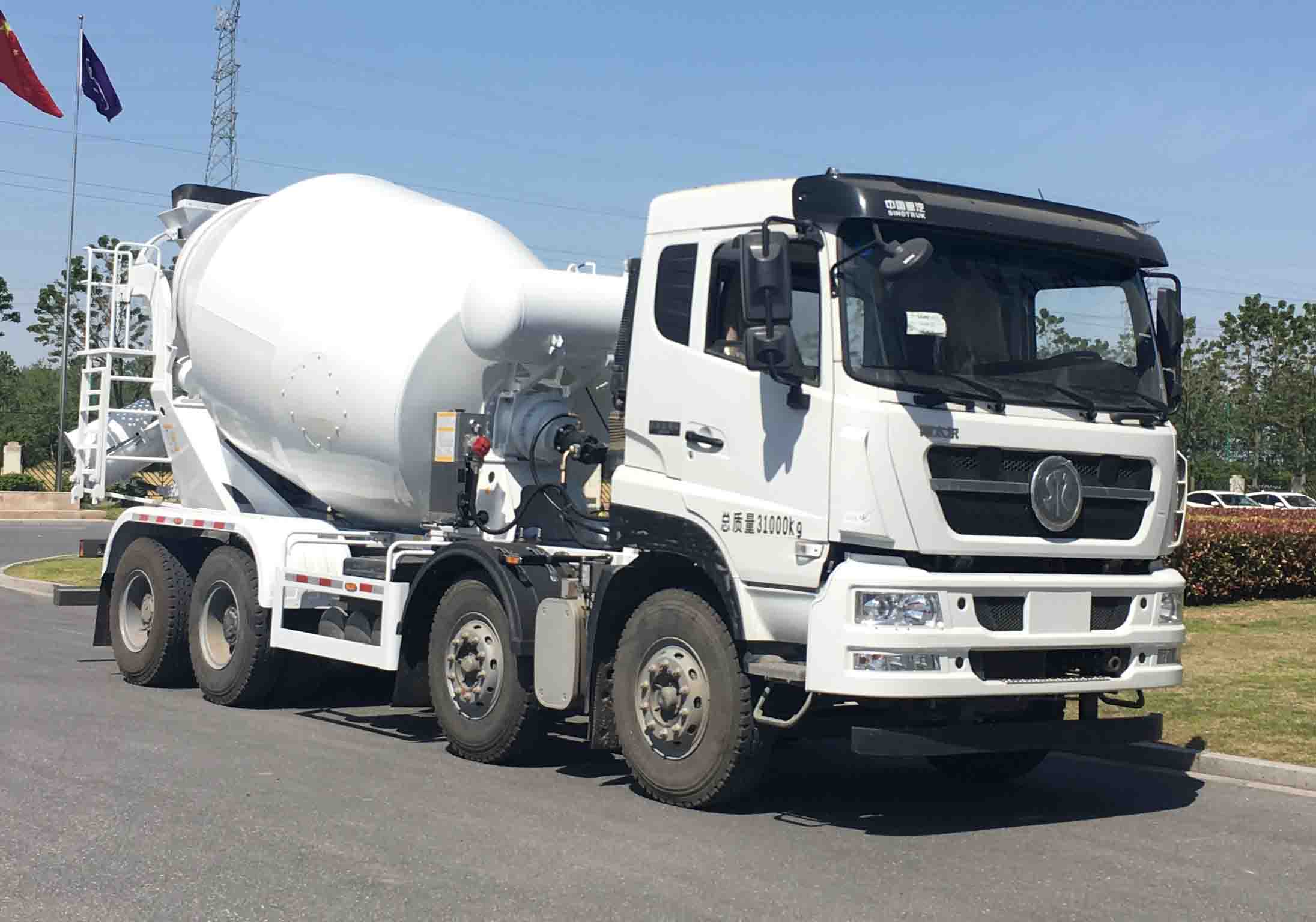 第12批次ZZ5313GJBN306GE1混凝土攪拌運輸車