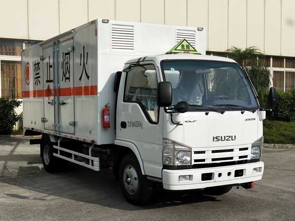 第12批次QL5040XRQA6HAJ易燃?xì)怏w廂式運輸車