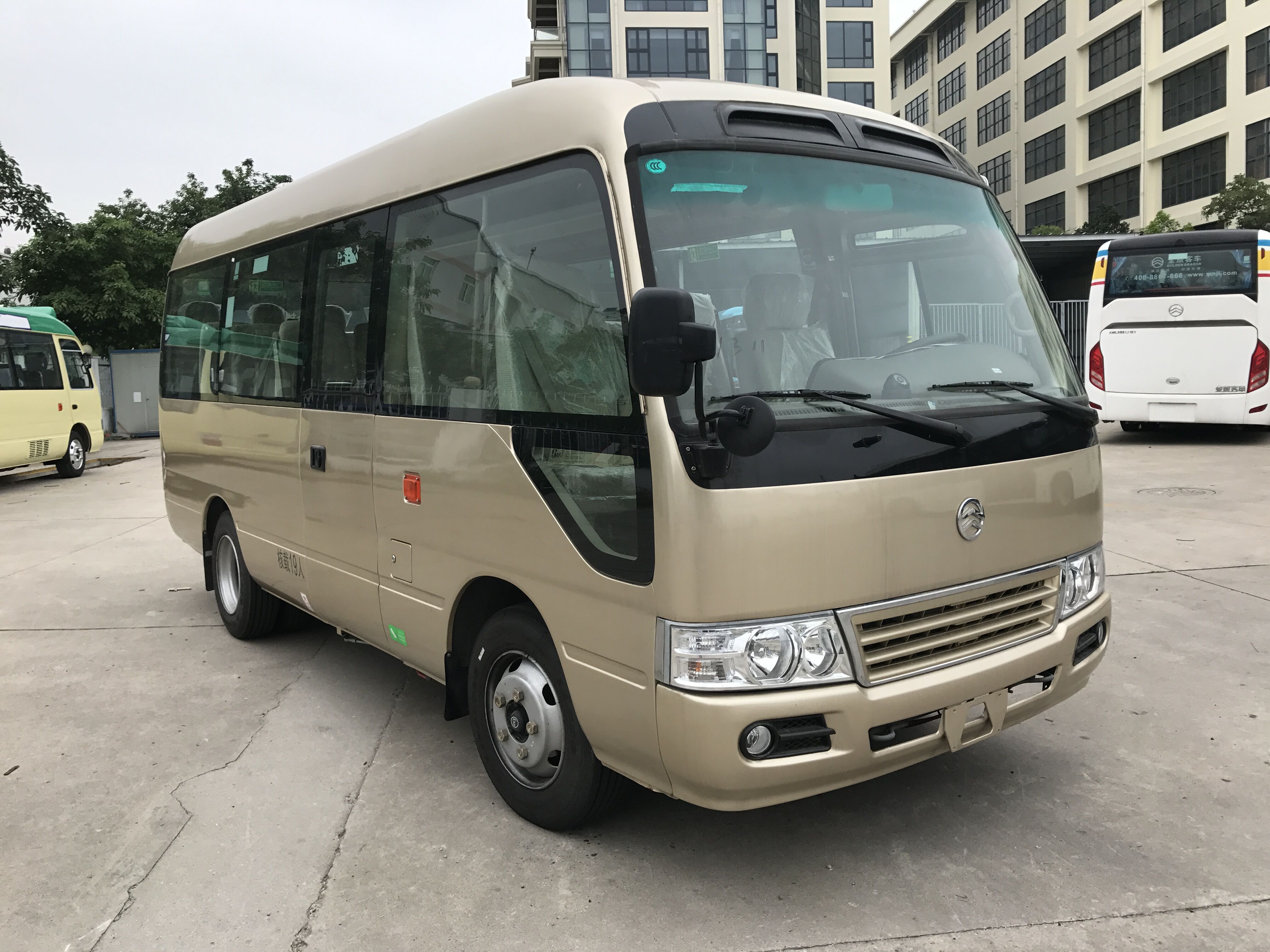 第12批次XML6601J25客車