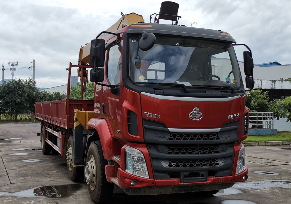 第12批次LZ5250JSQM3CB隨車起重運(yùn)輸車