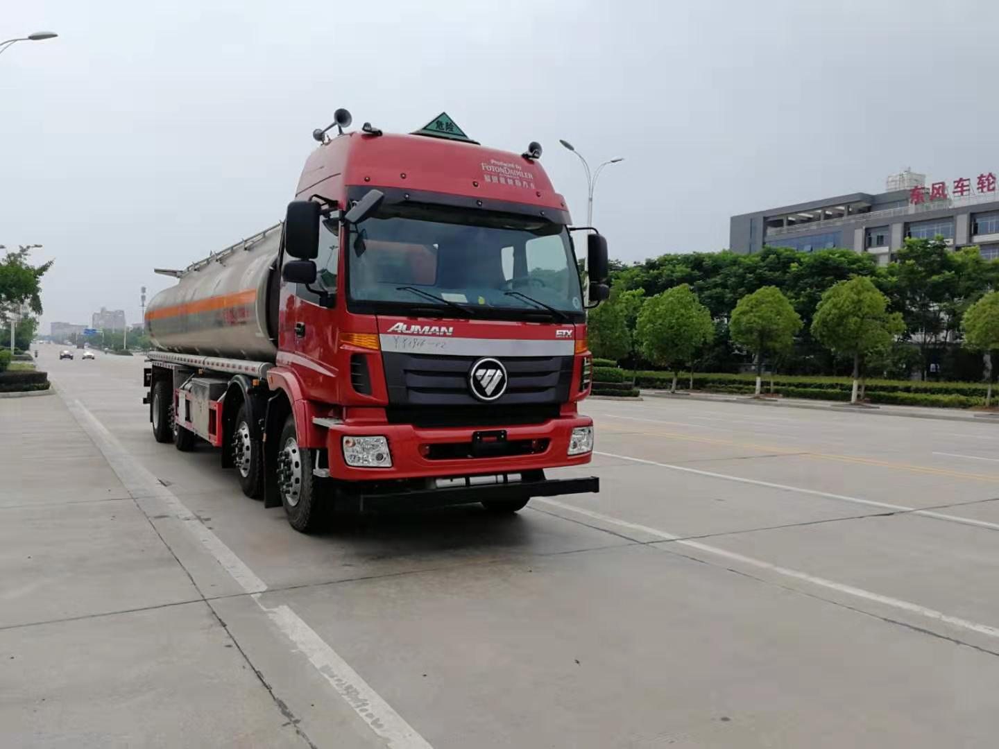 第13批次CSC5312GYYLBA铝合金运油车