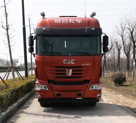 第13批次QCC4252D654牽引汽車(chē)