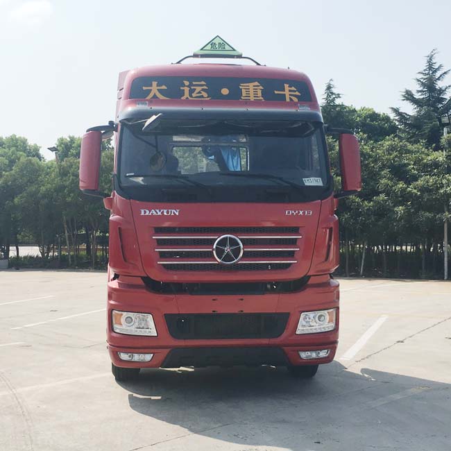 第15批次CGC4250A5FCCH危險(xiǎn)品運(yùn)輸半掛牽引車(chē)