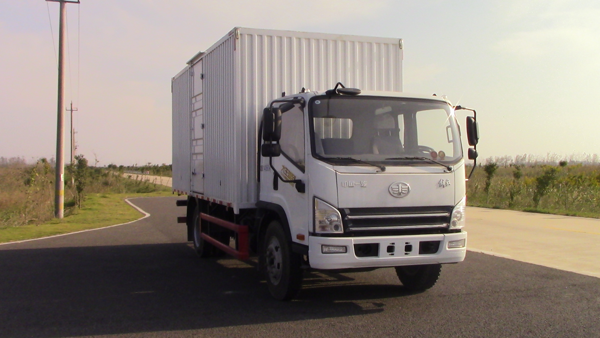 第15批次CA5140XXYP40K2L4E5A85廂式運(yùn)輸車