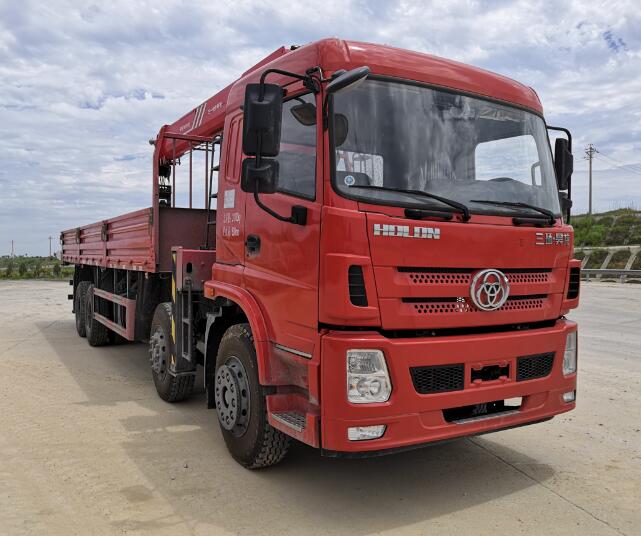 第16批次STQ5311JSQB5隨車起重運(yùn)輸車